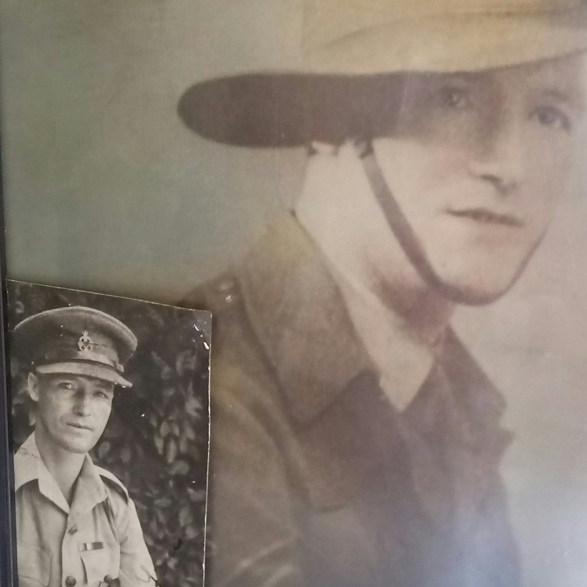 SmeltaE's tweet photo. Me grandads replacement burma star medal came today #chindit https://t.co/aG1UeH5ZtH