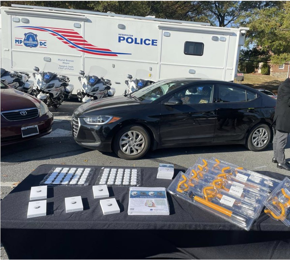 Today, we announced a pilot program to provide DC residents with free digital tracking tags for their vehicles.

We'll continue to use all the tools we have, and add new tools, to keep our city safe.