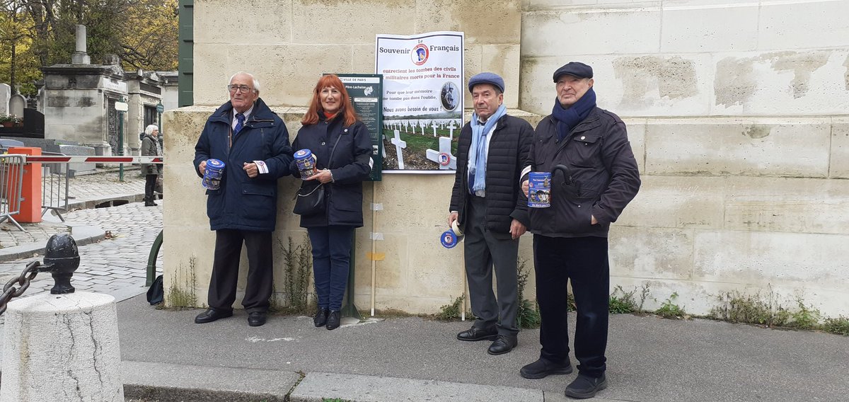 Aujourd’hui, 1er novembre, les quêteurs du <a href="/SF_paris11/">Souvenir Français Paris11e</a> étaient présents au cimetière du #perelachaise pour la quête annuelle  du Souvenir Français.