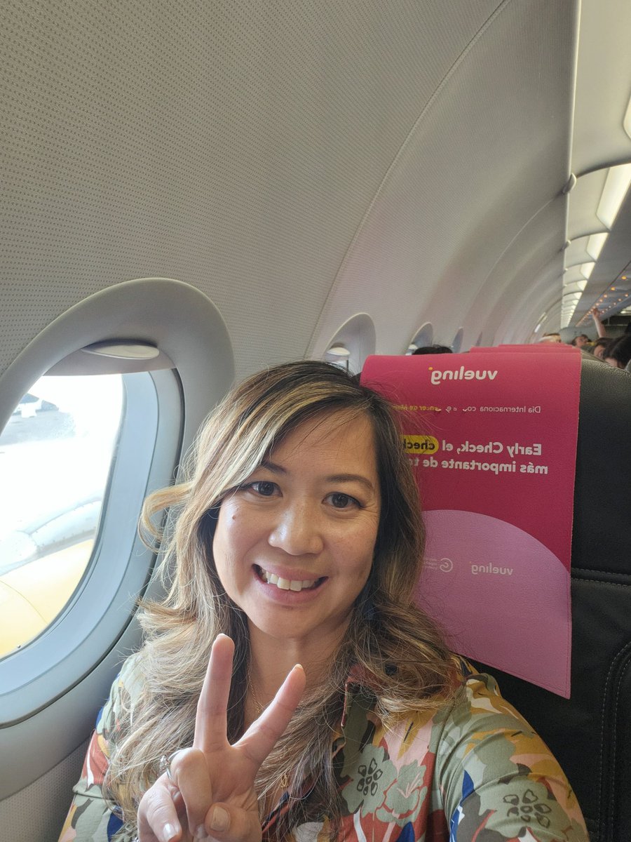 thienlan's tweet photo. From 23Β°C in BCN to 10Β°C rain and wind in AMS...π
Event better ah-mah-zing π
#roadtoimagine #mm23nl #magento https://t.co/tMaEIicgJk
