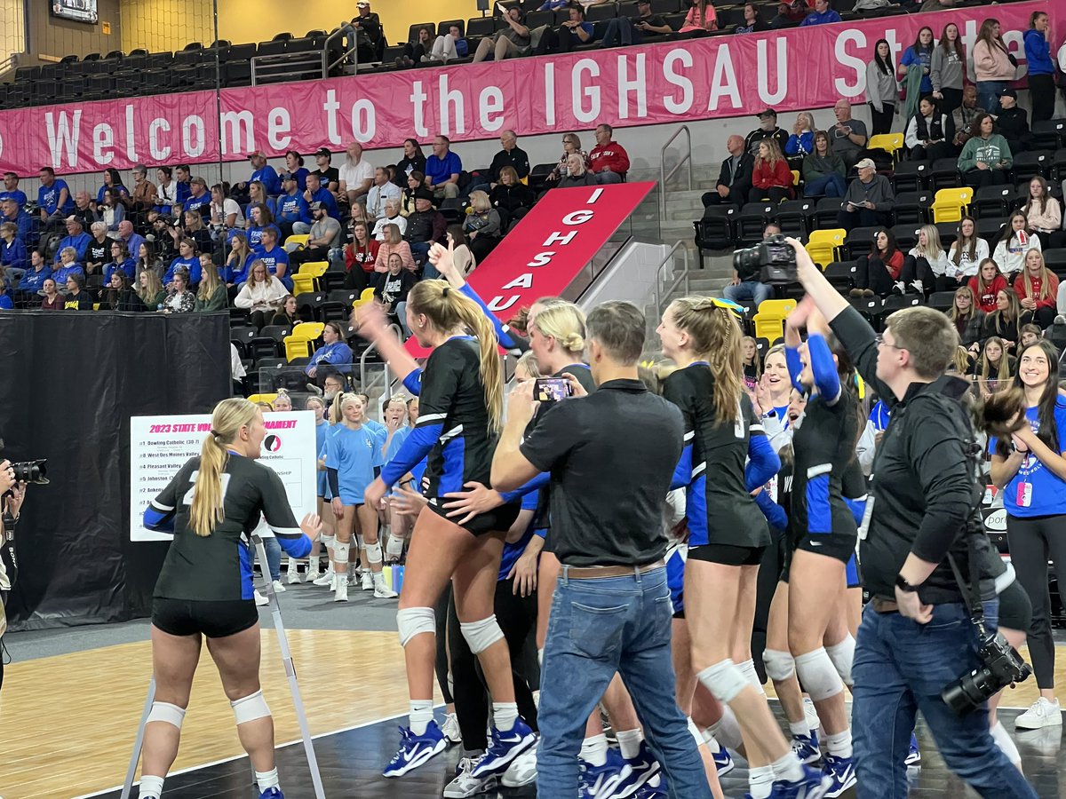 Wolves advance to the 5A State Championship game. #3 Northwest defeats #2 Centennial 3-2 and will  play Dowling tomorrow morning!!