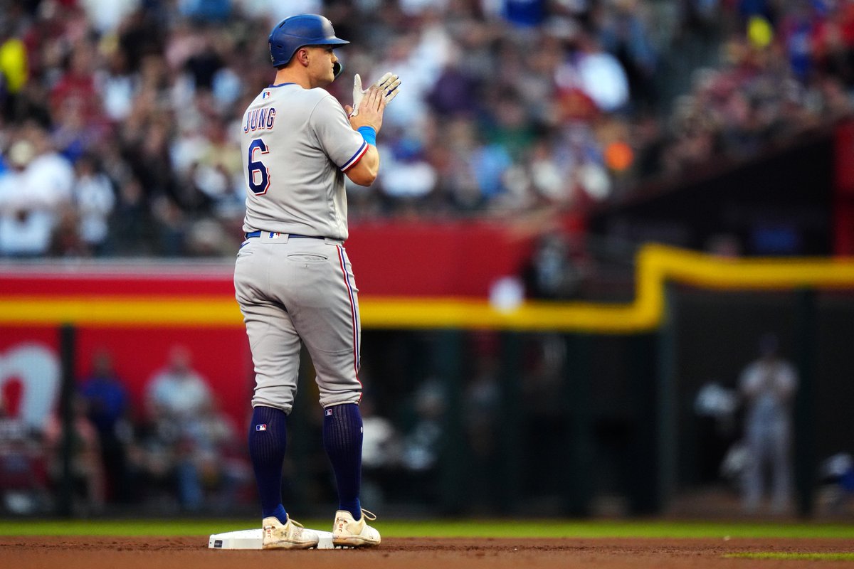 Josh Jung is putting together quite the Postseason run ♨️

.311 AVG
8 XBH
12 R
.557 SLG
.890 OPS

<a href="/Rangers/">Texas Rangers</a> | #GoAndTakeIt