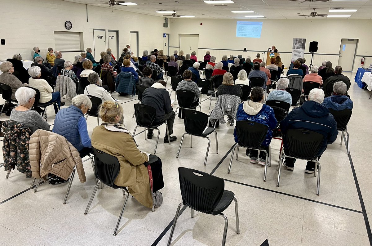 It is my pleasure to welcome folks to the @fallpreventON and @OsteoStrategyON Information Session at the Stayner Comm Cen Hall. November is Fall Prevention Month! This was the first event in Ontario of many more. Take care of your Bones. @Clearview_twp #LocalMatters