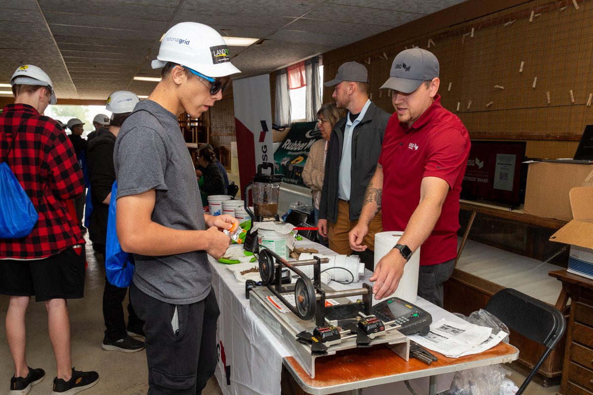 GLOW With Your Hands tweet media