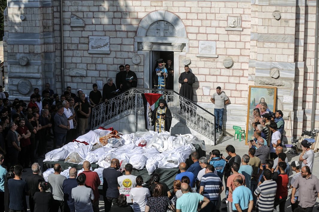 Pensées pour les chrétiens de Gaza depuis le déclenchement de l'offensive israélienne F93_0pBXIAI9bZG?format=jpg&name=medium