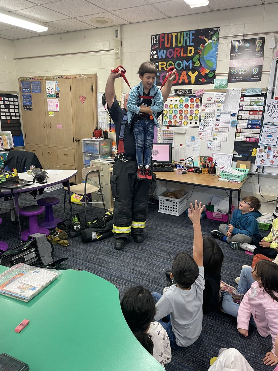 Ms. Mandik tweet media