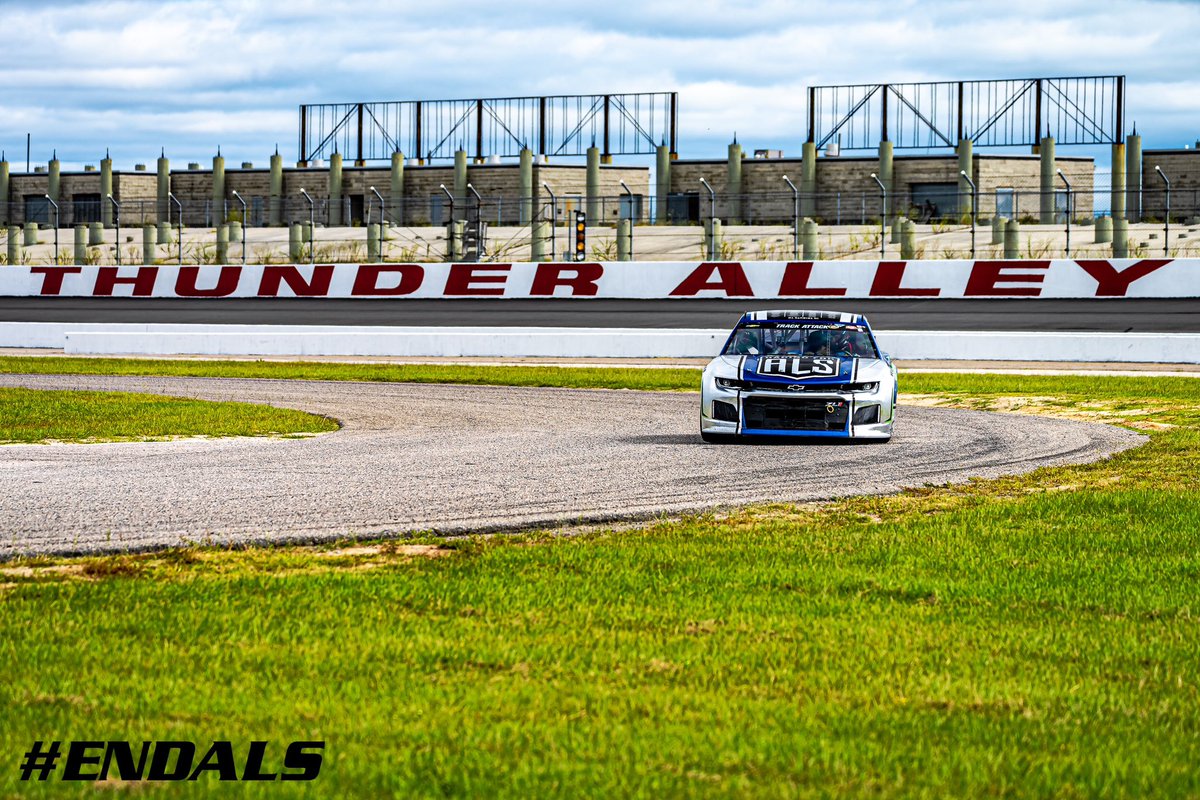 We had so much fun at @RockinghamSpdwy this year for my brother’s memorial race that we will be going back again next year for an offical #endals event for sure!! Make sure to book your time out there to help support this awesome track!! #MND #nascar #Racing #TheRock #murica