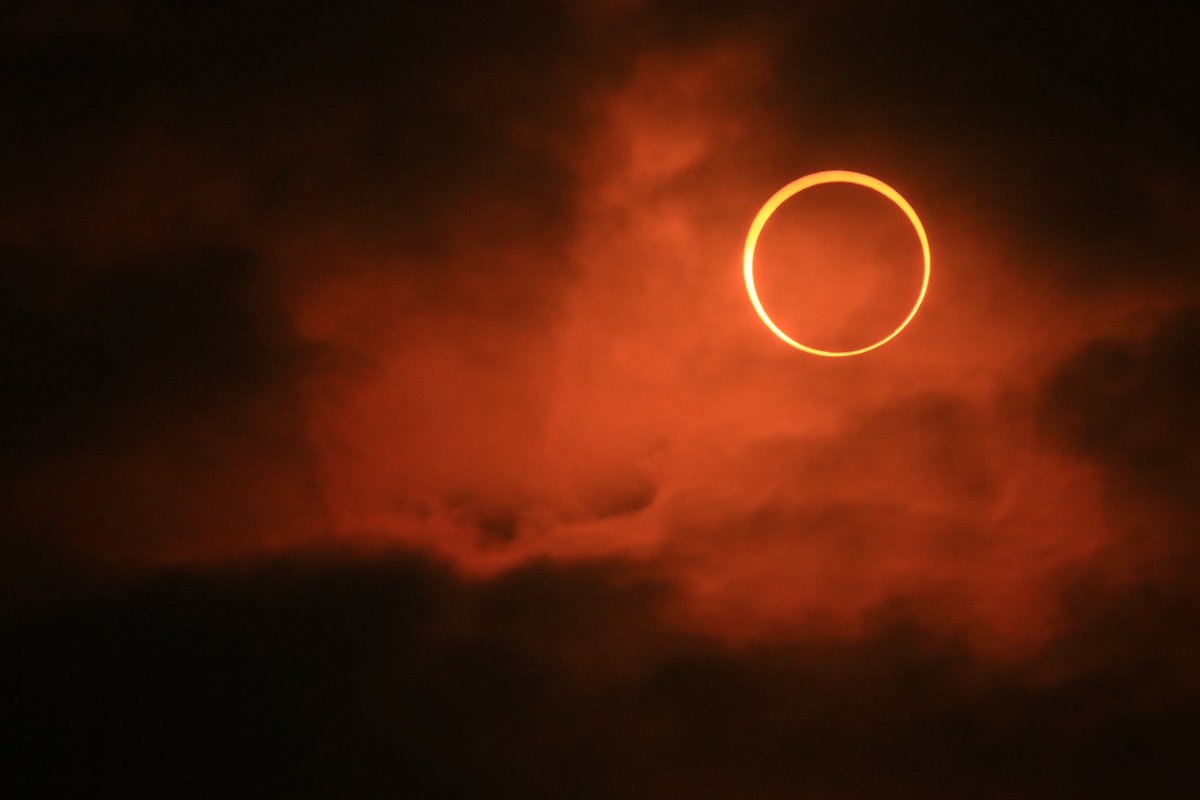 My #photoofthemonth for October 2024 is this image of the start eclipse, taken in Southern Oregon. Clouds moved in right as totality started, but the textures they provided only enhanced the photos. #Eclipse #Oregon