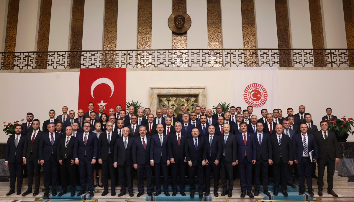 omerbolatTR's tweet photo. TBMM Plan Bütçe Komisyonu'nda 2024 yılı bütçemizi sunarak, komisyon üyelerinin ve milletvekillerimizin görüşlerini alarak, istişaremizi gerçekleştirdik.

Türkiye Yüzyılı hedeflerimizde 2024 Bütçemiz esnafımızı, genç girişimcilerimizi, kadın girişimcilerimizi, kooperatiflerimizi ve ihracatçılarımızla birlikte bütün iş kollarımızı ve sektörlerimizi kapsayıcı bir şekilde hazırlanmıştır.

Toplumumuz refahının artması, sektörlerimizin gelişimi, pozitif ticaret iklimimizin s��rdürülebilirliği için çalışmalarımız kesintisiz devam edecektir.

TBMM Plan Bütçe Komisyonu Başkanı Sayın Mehmet Muş başta olmak üzere, Komisyon Üyelerine, milletvekillerimize ve Bakanlık Bürokratlarımıza bütçe sürecinde verdikleri nazik desteklerden ötürü teşekkür ederim.