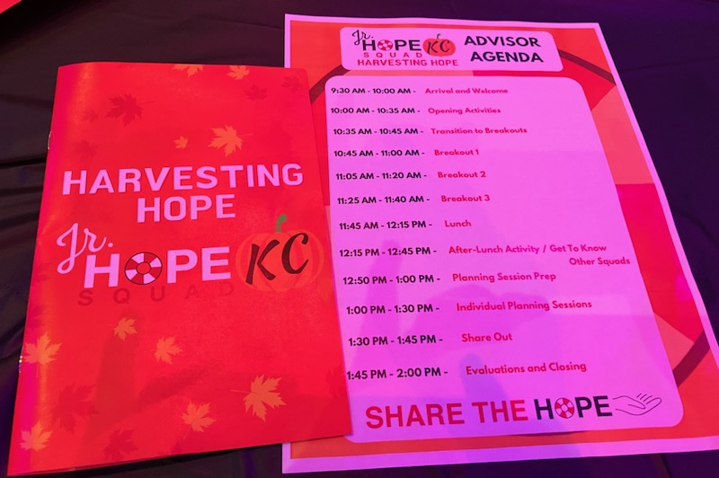 HannahKwon_SW's tweet photo. Chouteau 4th &amp; 5th graders are eager to learn new things and meeting new friends at the Jr. Hope Squad conference with theme, "Harvesting Hope" @WalkerAnjanette @ChouteauSchool https://t.co/zoft4YSSg0