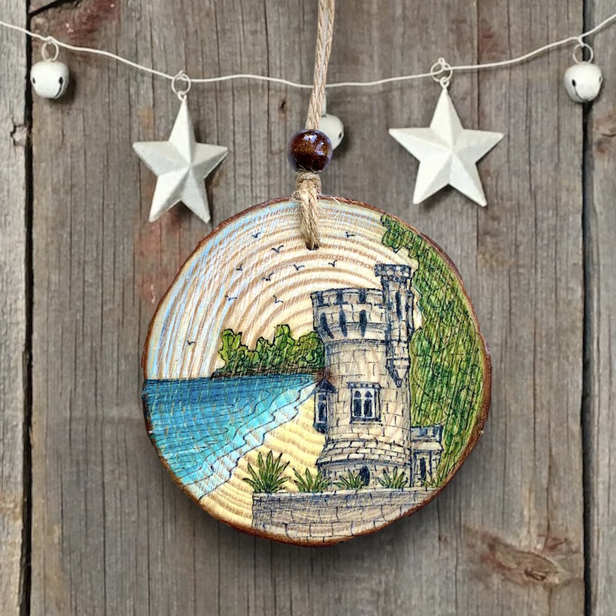 Appley Tower, Isle of Wight 🏝️ 

Hand-drawn wood slice art ✍️ 

deejavuart.etsy.com/listing/157745…

#IsleofWight #giftideas #shopindie #artgifts #FestiveEtsyFinds #womaninbizhour #htlmphour #HandmadeHour  #MakersHour #CraftBizParty