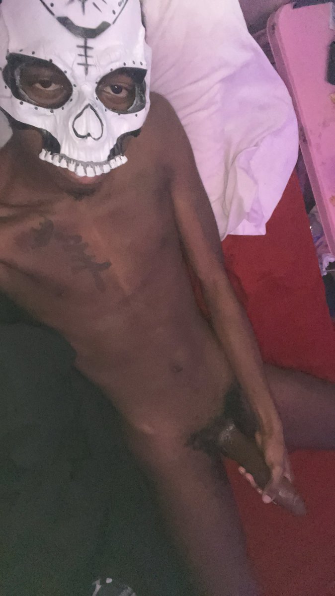 dc1des's tweet photo. Late Halloween Post 👻 #nsfw #nsfw_twt #bbc #horny https://t.co/jEDmqobrp1
