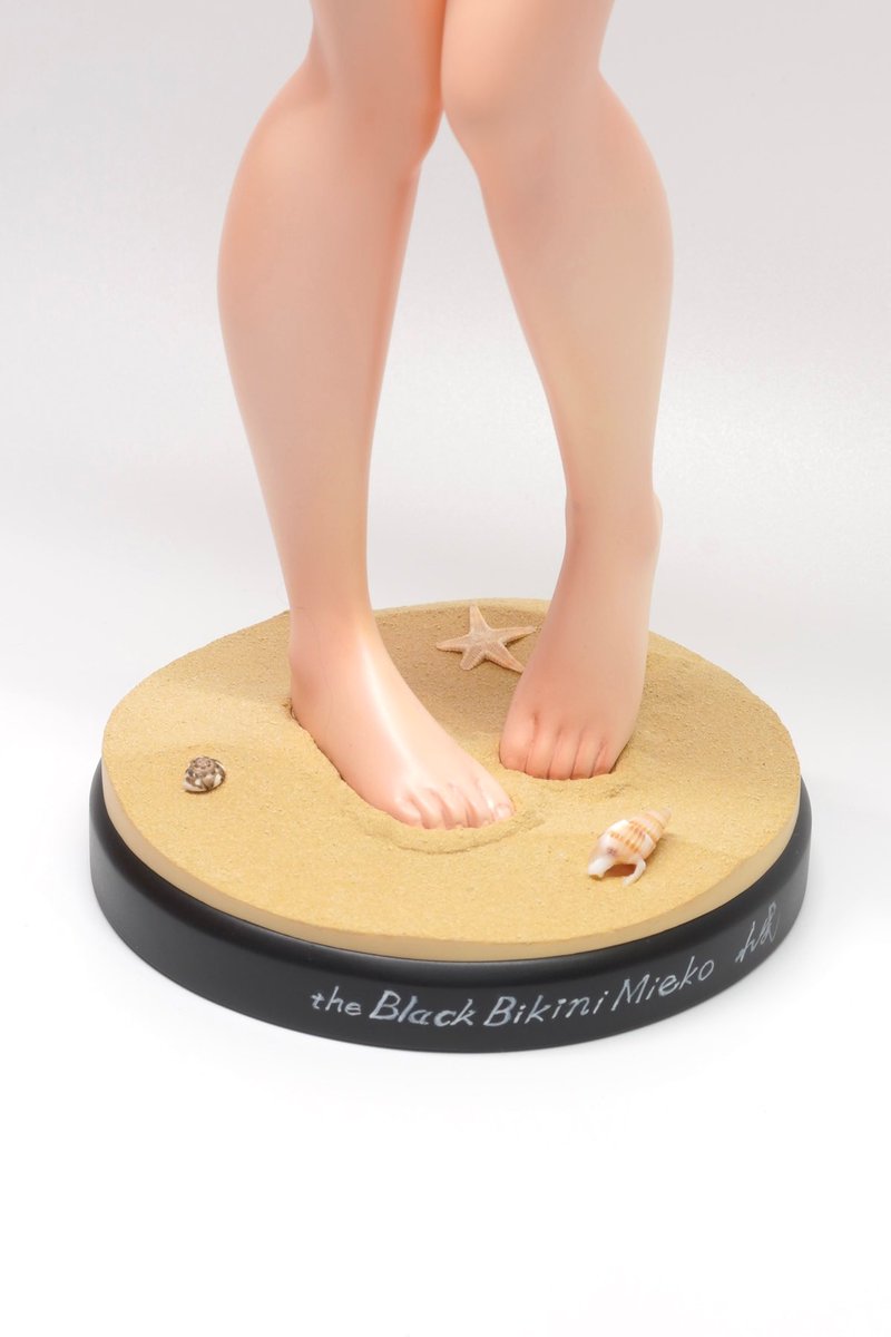 忘れてた。BLACK!!!ビキニ見栄子でも作った砂浜土台を真琴ちゃんにも作る。 