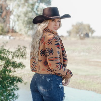 MuthhhaFish's tweet photo. #NewProfilePic https://t.co/ieH5jvcufc