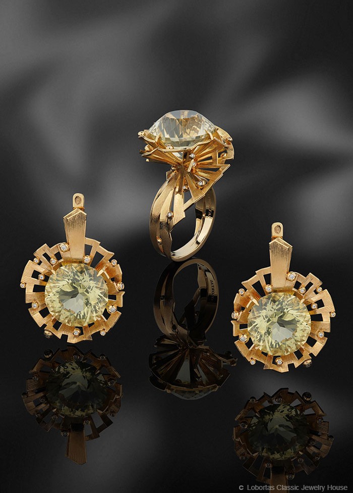 Lobortas's tweet photo. New month, new stone.
Why not welcome #November with a glorious #Citrine #ring and #earrings set #handcrafted in #GOLD with #Diamonds? https://t.co/j2EalK7i9g https://t.co/cNyK5JfDof