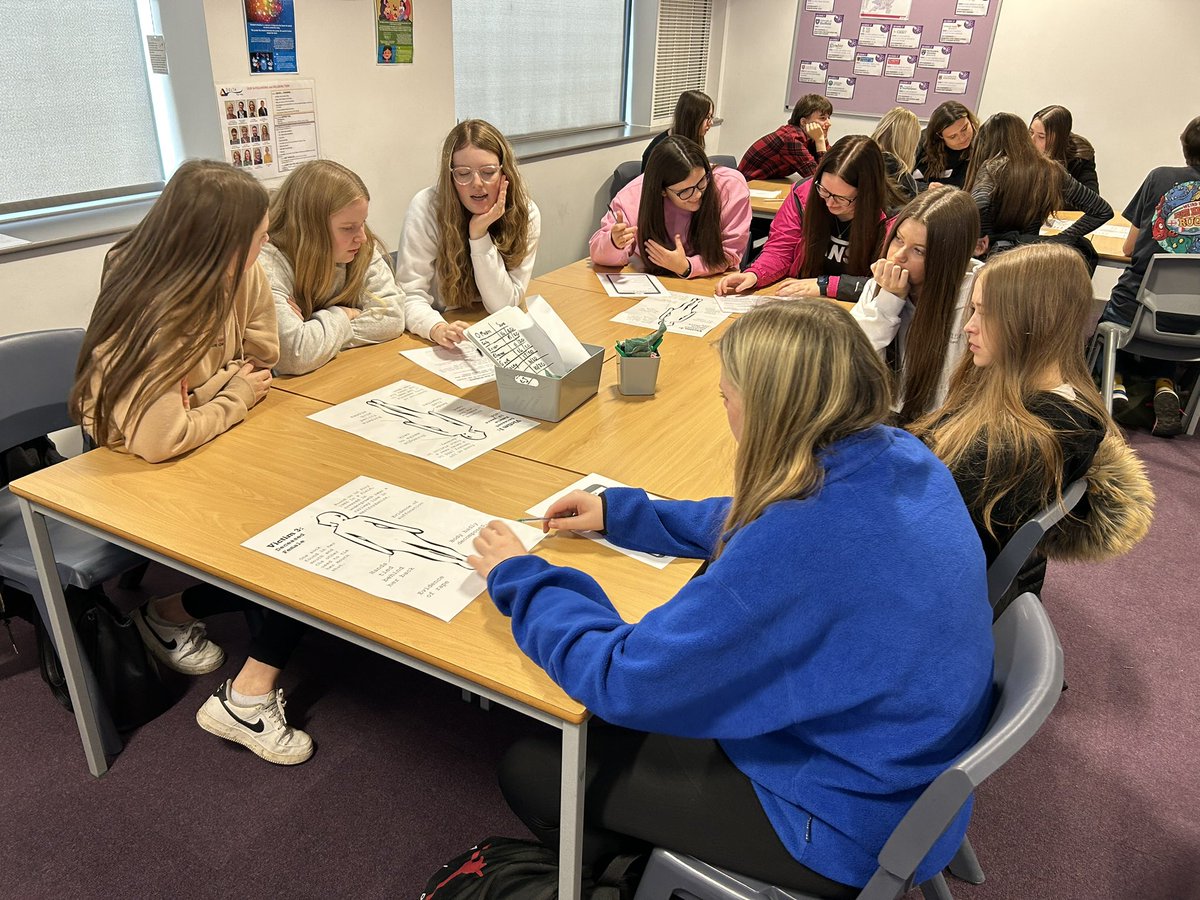 TVA6thForm's tweet image. Year 11 students experiencing being a ‘sixth former’ for a day. We hope you enjoyed it #makingchoices #nextsteps