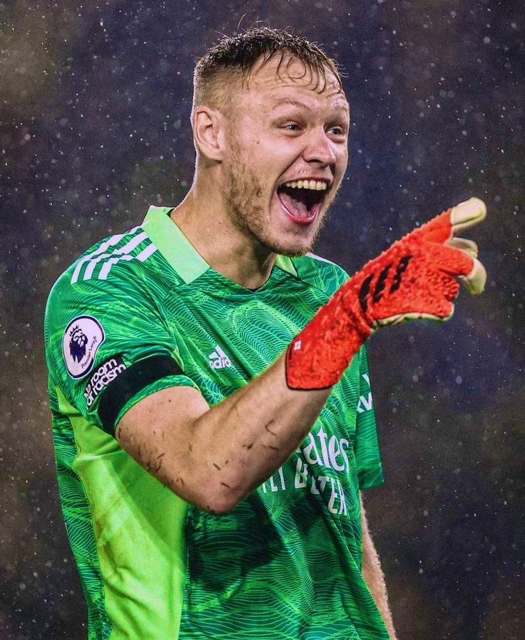 ArsenalN7's tweet photo. 👊 Calling all Arsenal fans! Drop your handles, REPOST and make sure you all follow each other. Turn on 🔔 for regular gains ⚪️🔴 https://t.co/nlc1VqOGah