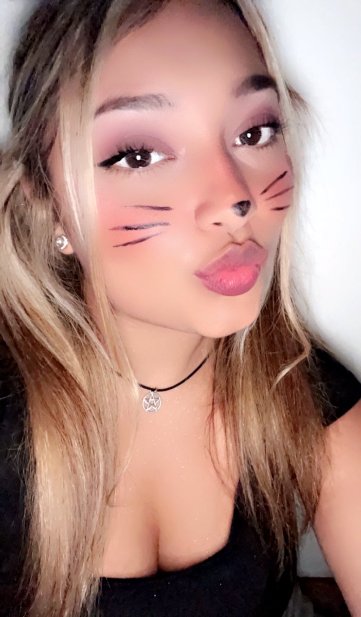 iluvdiabla's tweet photo. 🐈‍⬛ https://t.co/0NhuNMdPyy https://t.co/lzJZh5jLCz