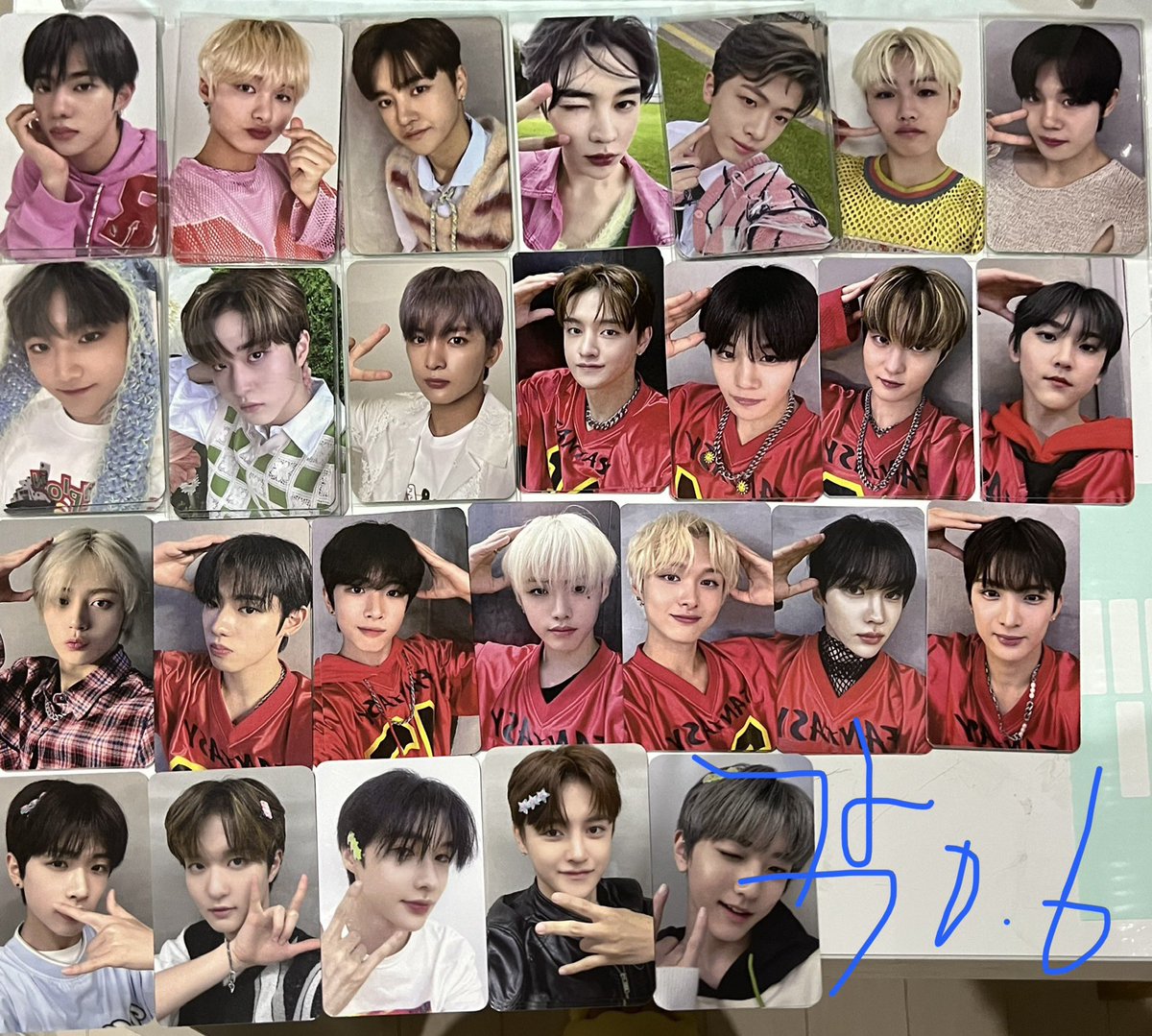 hyuksgender's tweet photo. ୨୧ fantasy boys go !!

✩ 0.1=21₺

✩ fee kargo dahil degil cok tutmaz

✩ alttaki twtte kalani var 

✩ ikili kalp koyduklarimda birden fazla gozukuyor diye kapamadim tek varsa claiminiz gider 🫶🏻

@fantasyboysatis @trpctakas https://t.co/JeGInzmliY