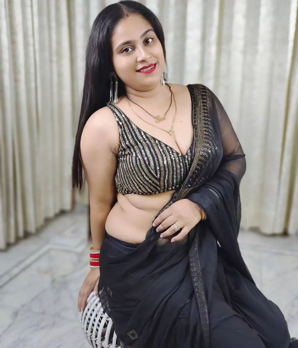 AnitaSoni00a's tweet photo. करवाचौथ का व्रत अब पूरा हुआ: 

पति के हाथो से पानी पिया और अब मस्ती होगी ♥️🙈 https://t.co/d88WuUI0B5