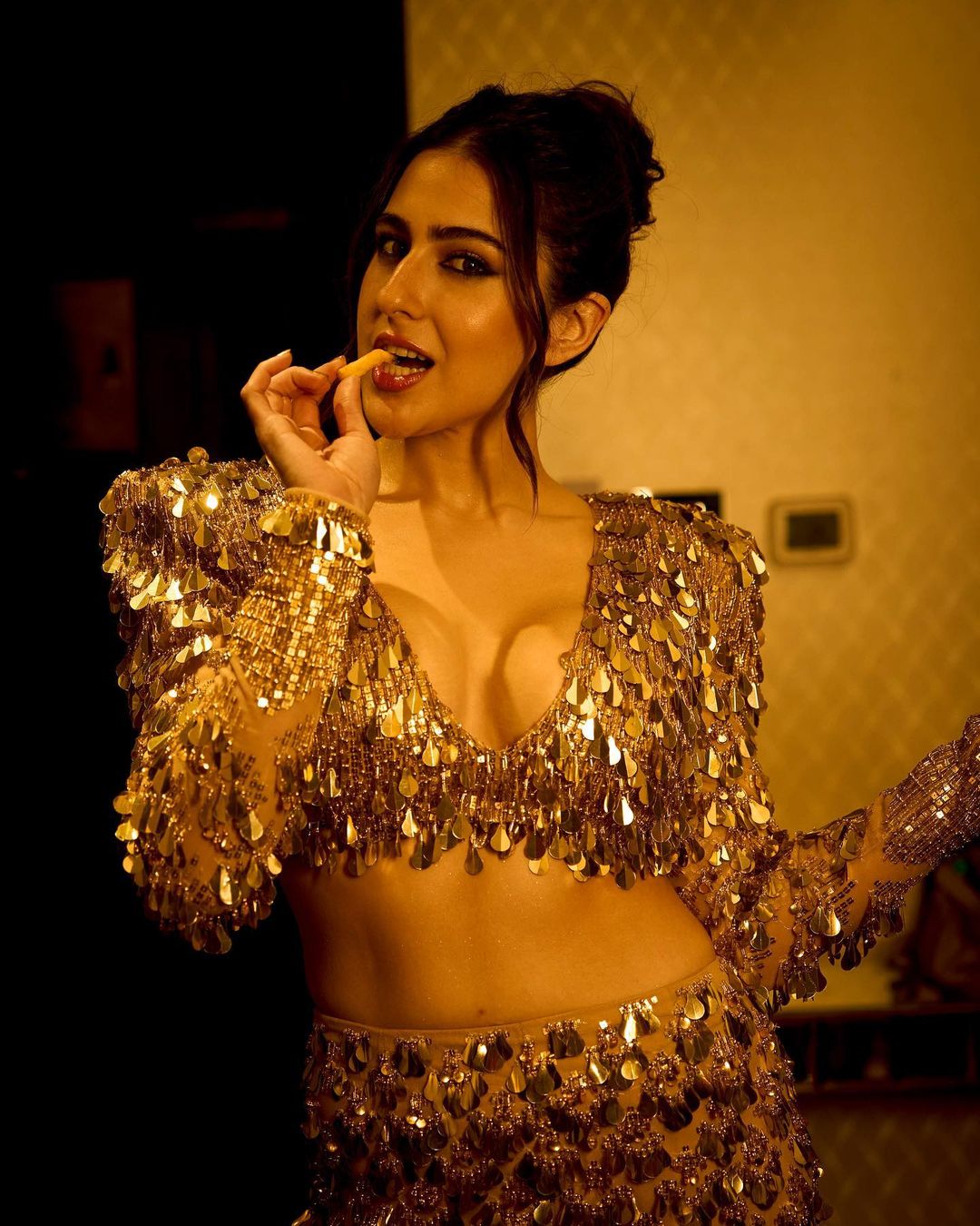 F93gYG6aEAA725t?format=jpg&name=large