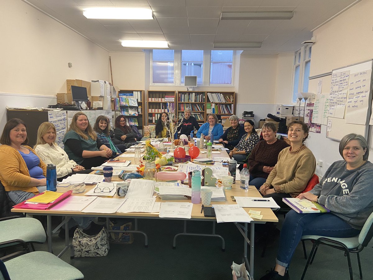 Our first face to face @SfGScotland training since 2019 was an absolute joy to deliver. The enthusiasm in the room was infectious! Thank you all for your hard work and reflections over the last two days 🍁❄️🌱☀️ #seasonsforgrowth excited to hear about your groups @LundavraPrimary