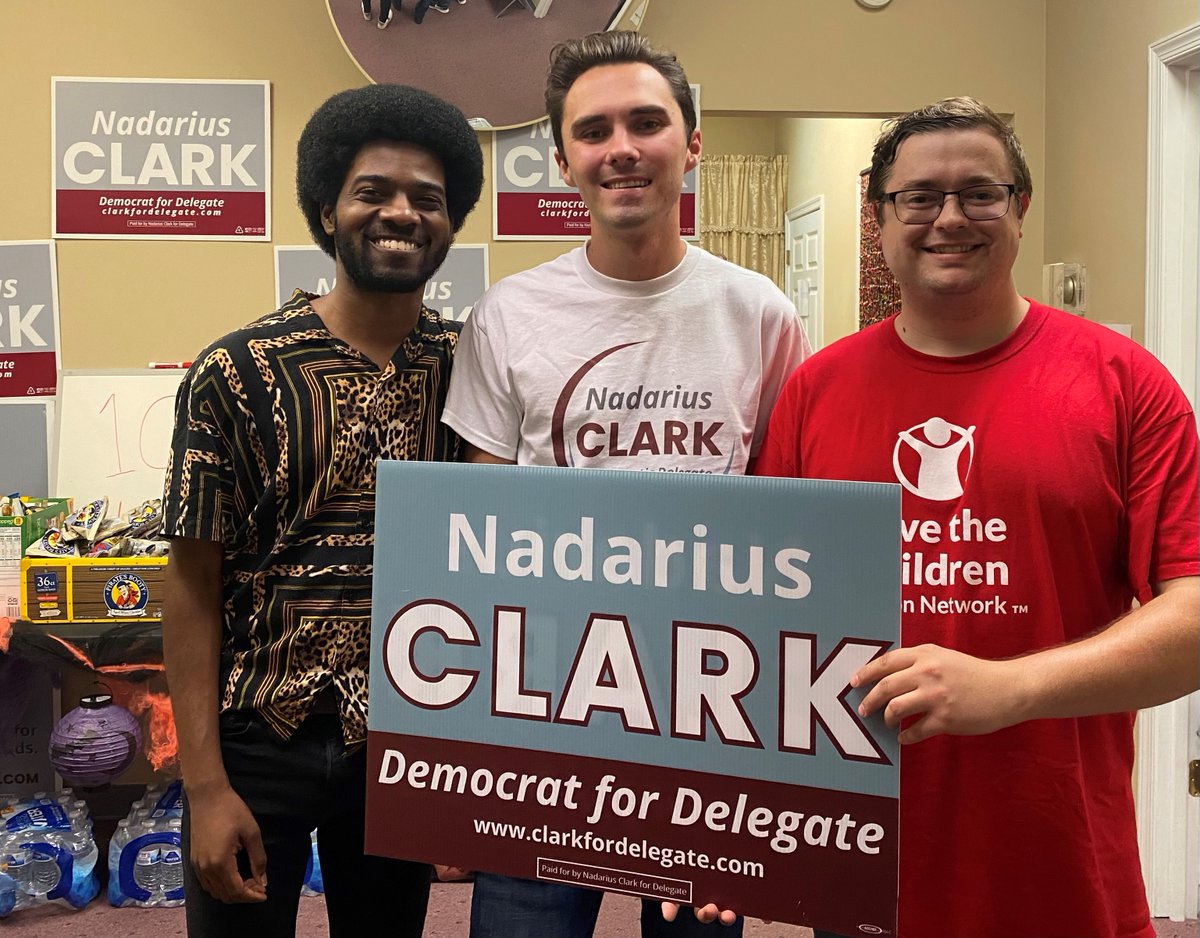SCActionNetwork's tweet photo. 7 days until #ElectionDay. โ
That means we're busy knocking on doors urging voters to #VoteForKids. ๐
If you're in Virginia, we urge you to vote for @NadariusClarkVA who is a proven leader for kids! https://t.co/bT6bio8k1l
