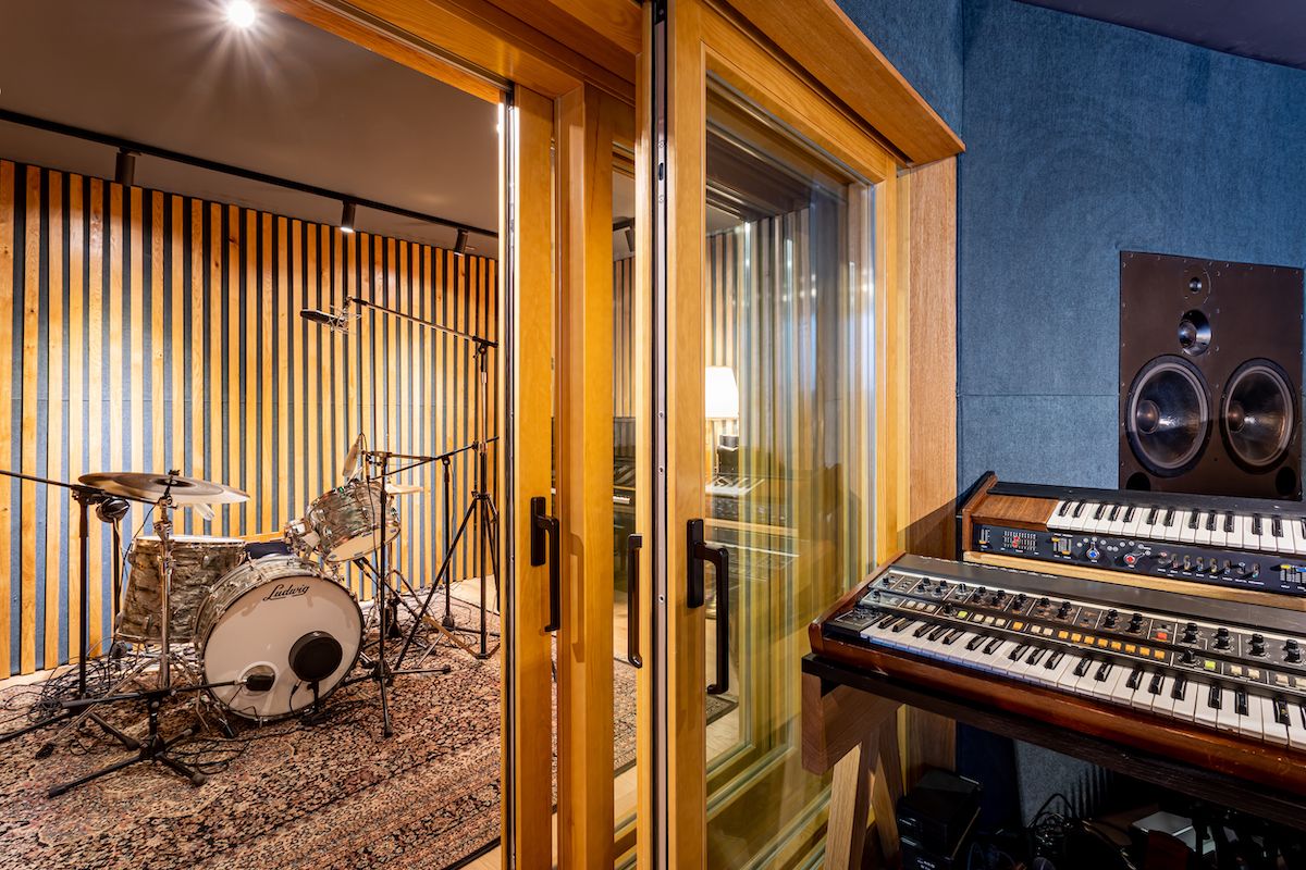 Location Works tweet media