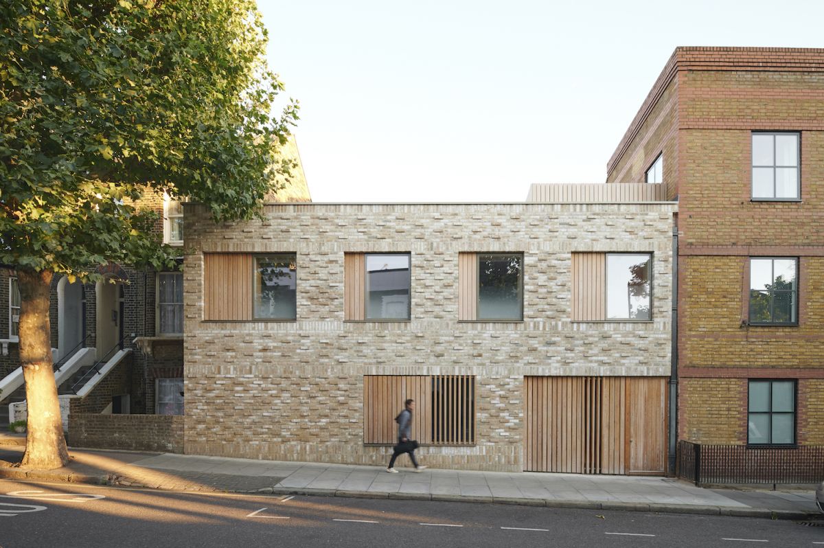 Location Works tweet media