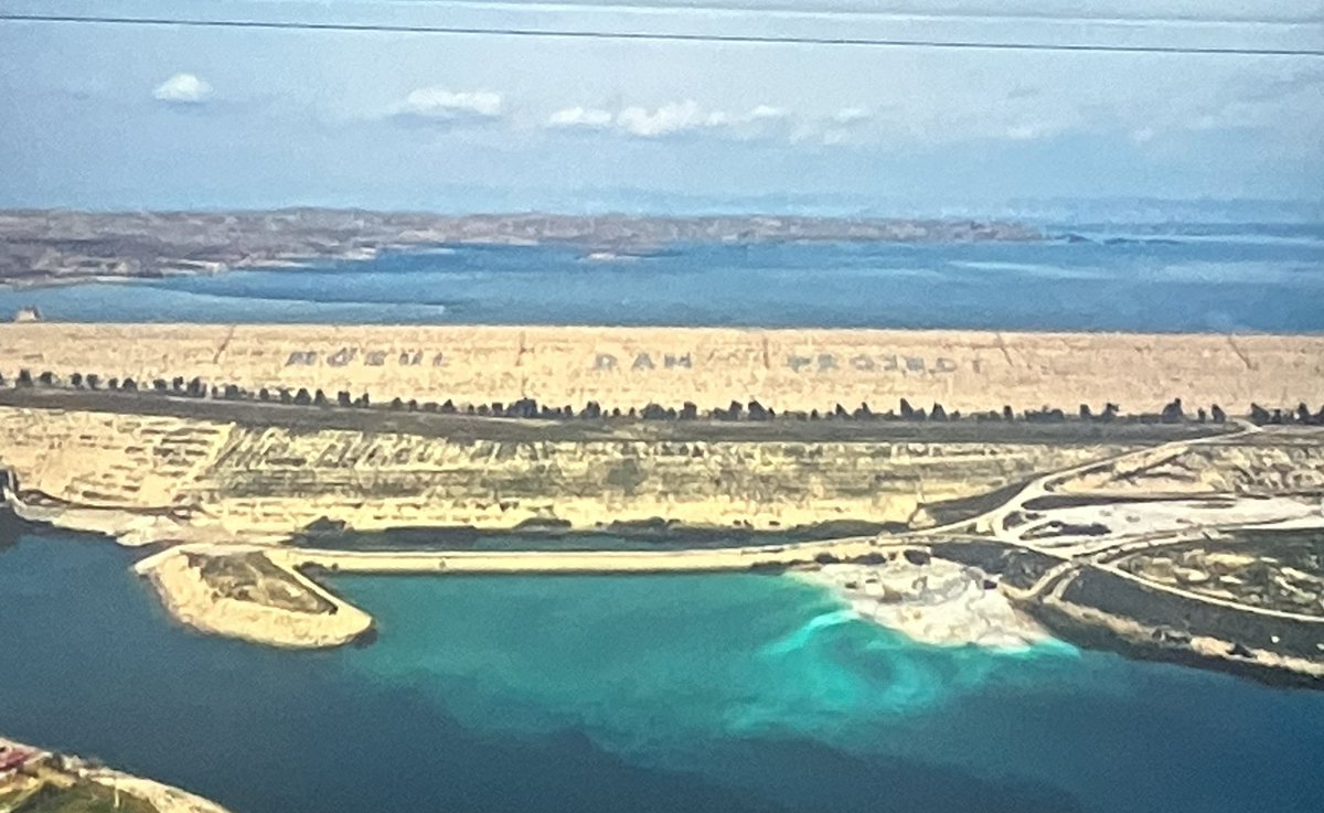 Mosul dam. Originally called the Saddam dam. And it’s nowhere near as stable as the residents of Mosul and Baghdad deserve/need it to be. 

#WoundedTigris @leonmccarron @Caabu
