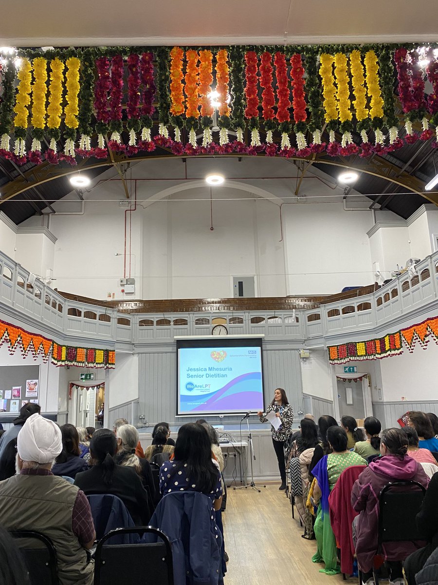 Great event today at the Belgrave Neighbourhood Centre talking about south Asian diet and reducing the risk of disease through improving diet. Thanks to <a href="/uniofleicester/">University of Leicester</a> <a href="/EthnicHealthRes/">Centre for Ethnic Health Research</a> for organising. 

Great to see fellow comrades @CRPhDStudent &amp; <a href="/holly_drover/">Holly Drover</a> again!
