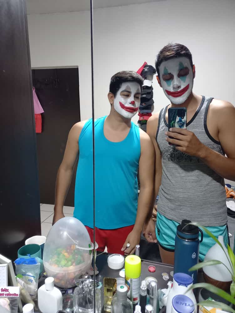 GabrielBusqueda's tweet photo. Halloween 🎃🤡👻 https://t.co/bKqiQCvanu
