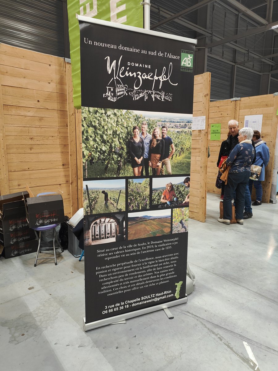 EquipeMirabelle's tweet photo. Retour en images sur le Salon BIO&amp;CO qui s'est déroulé ce week end 📸 
Nous avons rencontré deux producteurs passionnants et vous les présenterons cette semaine.  
Restez connecté ! 📲  #SalonBIOCO #ProduitsBio #ProducteursLocaux https://t.co/TWKIePj1pP