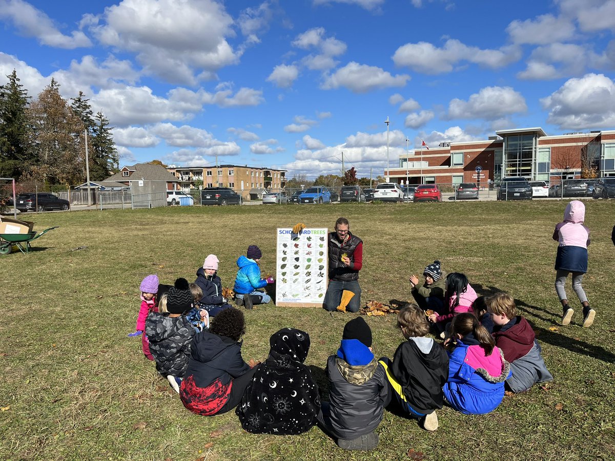 matessich's tweet image. We did it!!! Thanks to Emma @SustainableWat,  @N8ureNate, @Ev_Giannopoulos, @Carla_Johnson, @kwoodck and the parent volunteers who helped with planting our micro forest! The kids loved being outdoors, learning about trees and making a difference in their community! @wrdsb