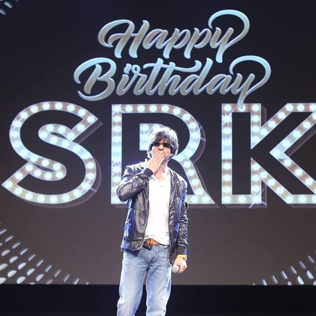 This year i'm not in Mumbai. May this Birthday be the beginning of a year filled with good luck , good health and much happiness. Happy Birthday @iamsrk lots of love from switzerland❤️