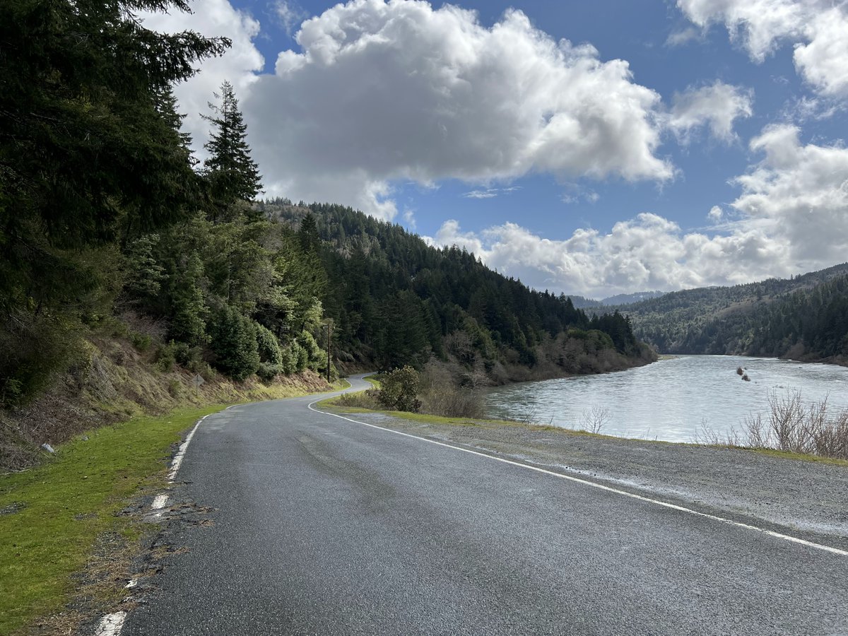 The Vanishing Point tweet media