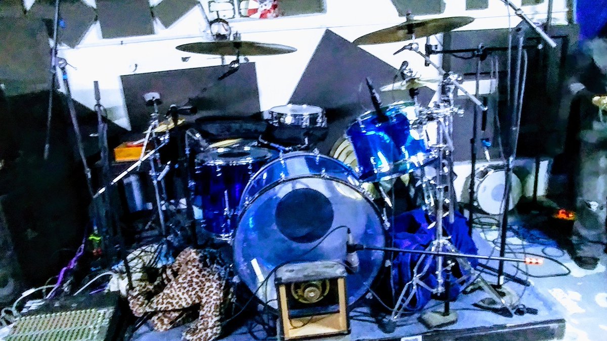 Last rehearsal before Liar's show
#Halloween 
#Chicago
#Vistalite 
#Bonhamsized 
#riotfest