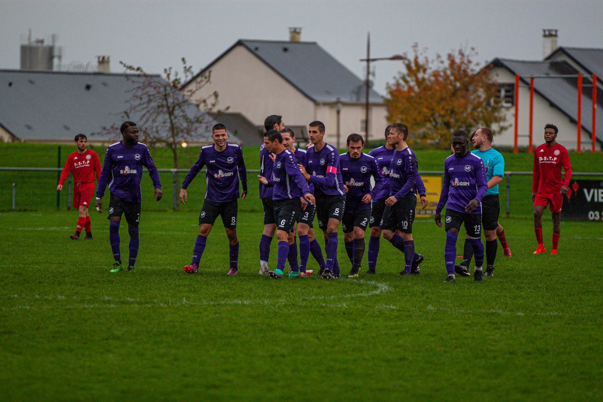 1ère titularisation avec le Villers-Semeuse après 2 mois d’indisponibilité…🤕

Quel plaisir de retrouver les terrains ⏳

Prochain match dès dimanche 🆚 @cssedan_off ! 🫡