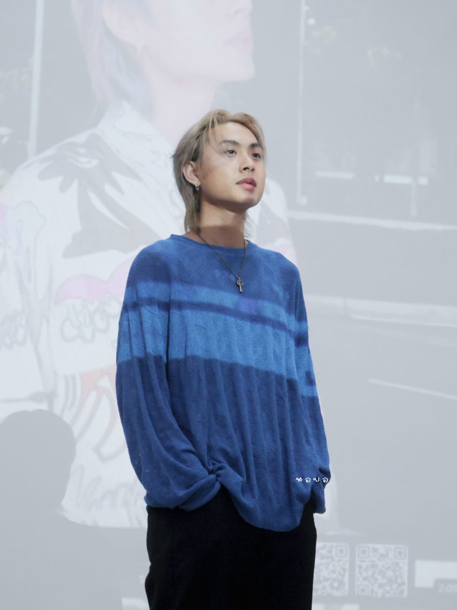 shwtynb's tweet photo. 291023
สันกรามบาดใจ🥲 – @diamondnrk
#18thMultiMondGetTogether
#18thDiamondBDAY
#diamondnrk_ https://t.co/7TTZbuKRfL