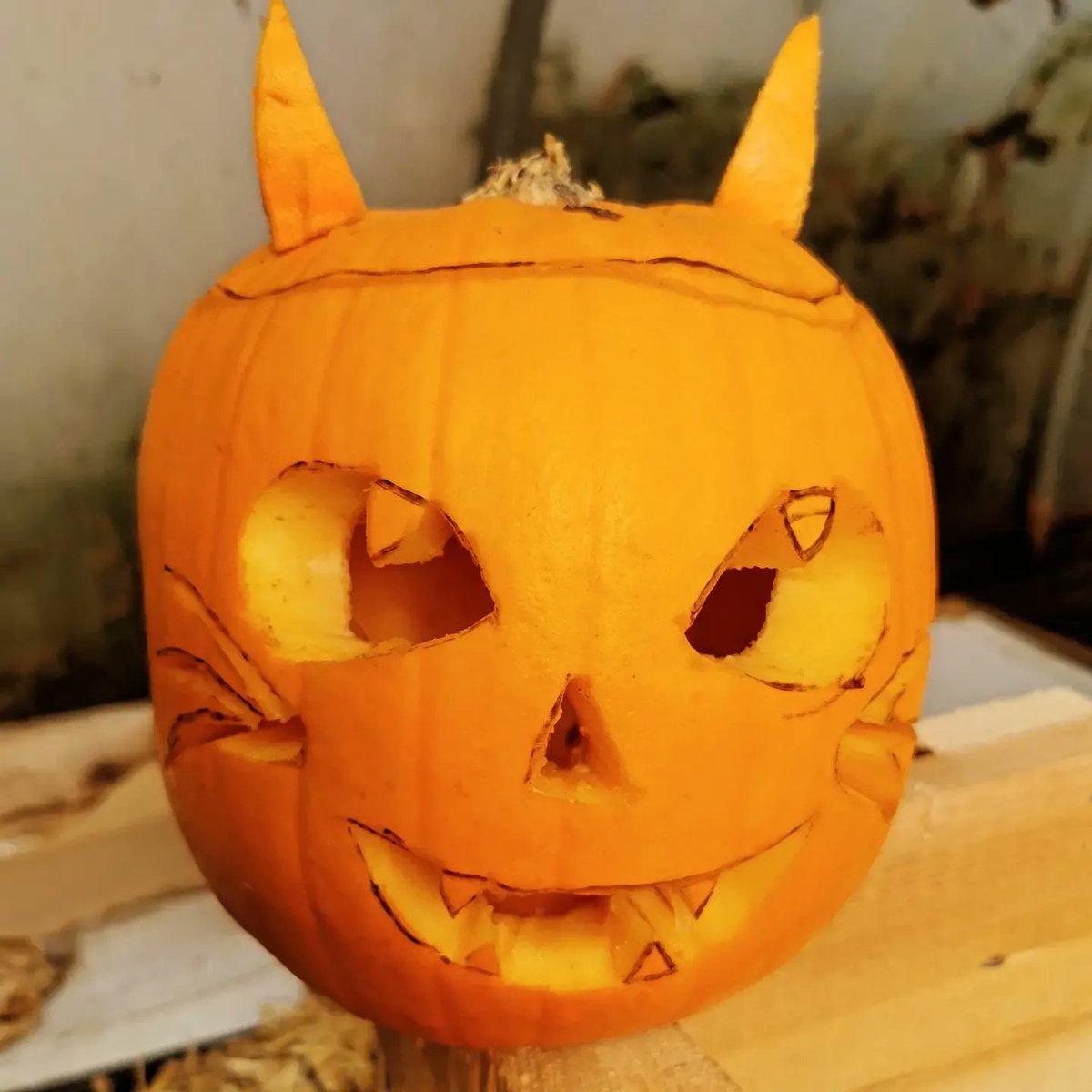 creeqcreative's tweet photo. Pumpkins! Carving sculpture inspiration for #fourseasons @fayeclaridge @NTCroome @NTmidlands @nationaltrust 🎃🍁 https://t.co/R4bc7BAKjN