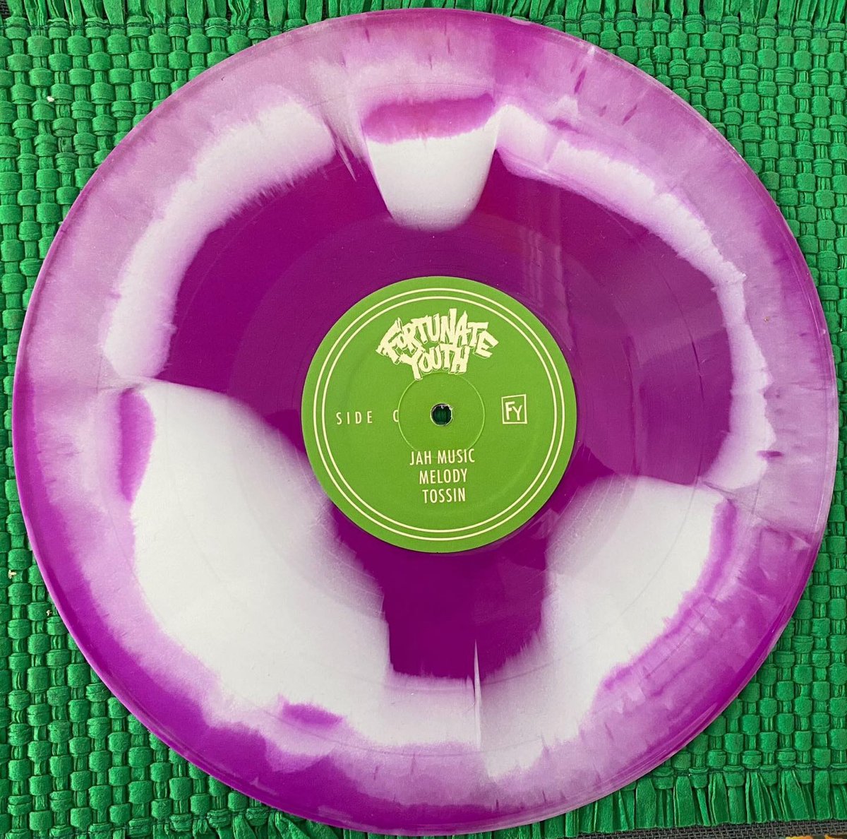 SilverbackMusic's tweet photo. 🦎 @FortunateYouth’s ‘Irie State of Mind’ limited edition 2nd pressing VINYL with white x purple rain swirl, available now while supplies last! 💿🔥🎶💨 https://t.co/jMeoEyZkW2
#fortunateyouth #iriestateofmind #vinyl #vinylcollection #fortunatefools #silverbackmusic https://t.co/YxZrMtfobp