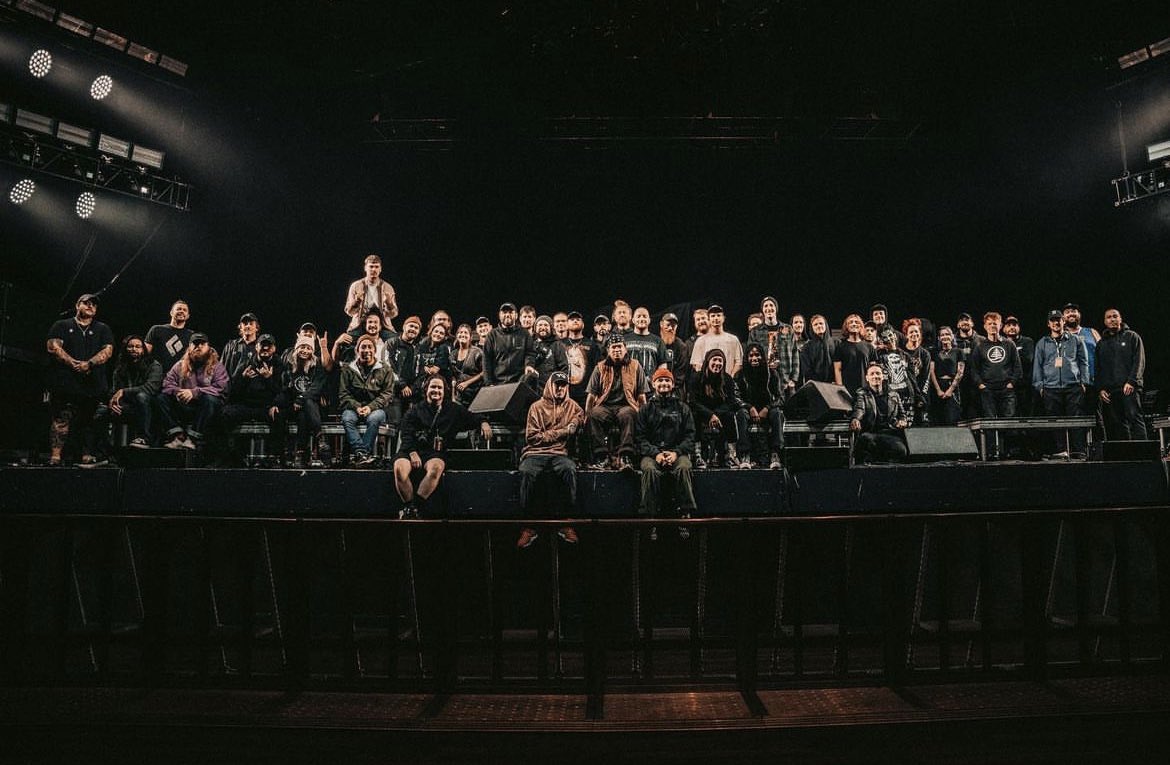 MIWTourUpdates's tweet photo. End of tour photo 😭💔 https://t.co/m4s7DRBIdW