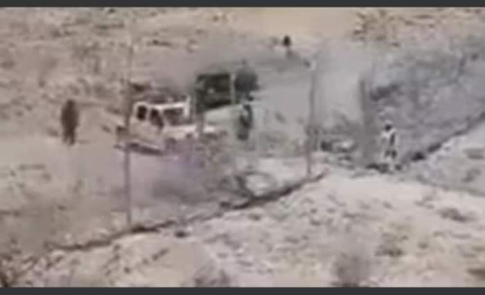 RashidAliToori4's tweet photo. Taliban is coming from Afghanistan,crossing the Pakistan border, and fighting against Shia in Parachinar. Where is the Army? Where are the security agencies?  Who is letting them come? This means they r imposing war on us  #ParachinarUnderAttack
#followers #Parachinar 
@followers https://t.co/pM3HVbEIu4