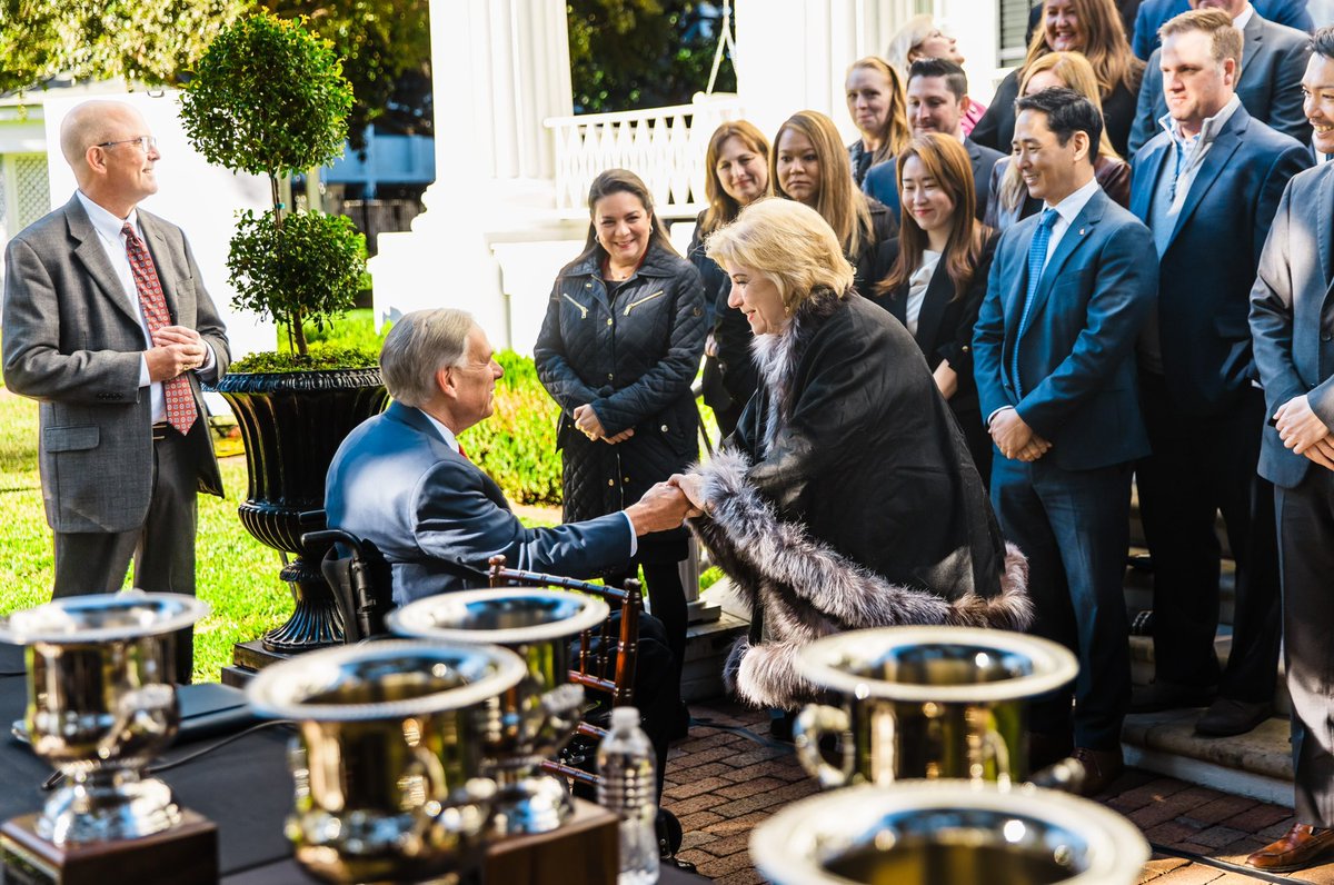 Texas is the TOP Business Climate in the nation! Proud to host @SiteSelection at the Governor’s Mansion today to celebrate Texas’ 3rd national best business climate ranking this year. Our economy is a model for America & the world, attracting jobs seekers & job creators alike.