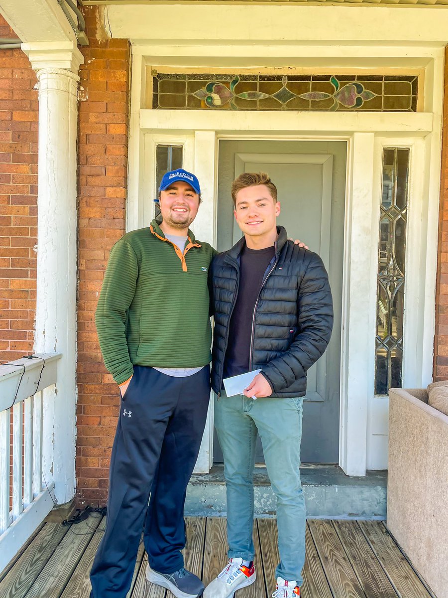 UC ΒΘΠ tweet media