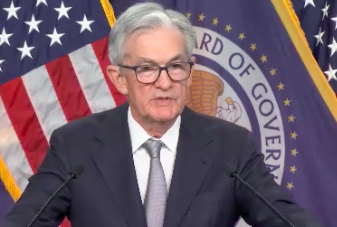 Heather Long tweet media