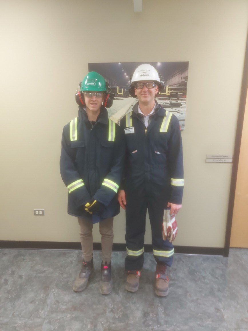 Welcome Aimee and Henrik to our offices for their career day.

Aimee sat down with some of the women at Waiward. She learned about Construction Estimating, Drafting, and HR to name a few.

Henrik shadowed his dad Phil our Director of HSE around our fabrication shop.

#mywaiward