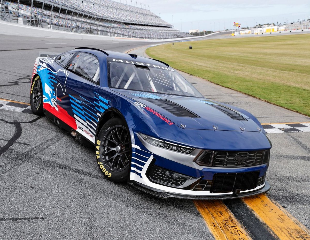 Introducing the 2024 NASCAR Cup Series Ford Mustang Dark Horse 🏁
Ford Performance | #BredToRaceFP