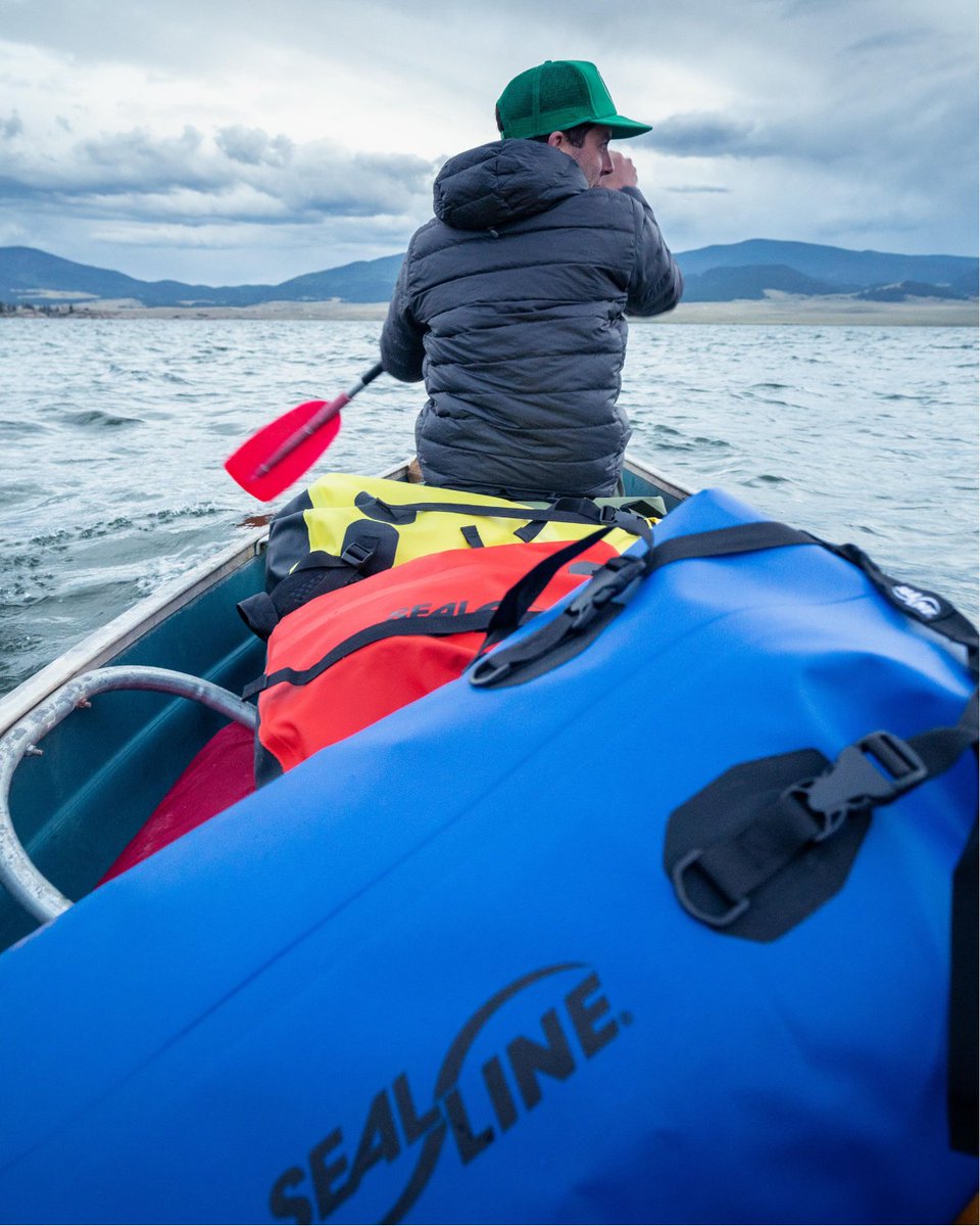 SealLine's tweet image. Don't miss out on our unique PurgeAir™ valve, which not only keeps your gear dry but also lets you compress the bag easily after sealing. It's the secret weapon for staying organized and maximizing your storage!
ow.ly/mVQf50Q1Ayn
📸: Ross Bernards (IG:@rossbernards)