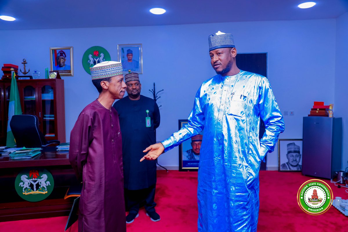 Miqdad_Jnr's tweet photo. The Executive Governor of Katsina State, Malam Dikko Umaru Radda receives Khalil Nur Khalil at his office in Katsina. Mr. Khalil was appointed as Economic Adviser to @KatsinaStateNg.
Khalil previously held the position of the Executive Secretary of the Kaduna Investment Promotion Agency (KADIPA).